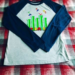 SOLDBoys longsleeve  Super Mario shirt(xl)